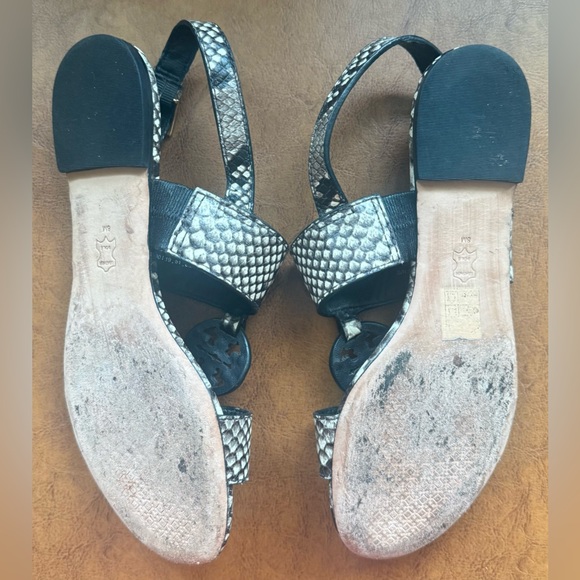 Tory Burch Metal Miller Snake Print Two Band Sandal 8M Gold Logo - Picture 10 of 13